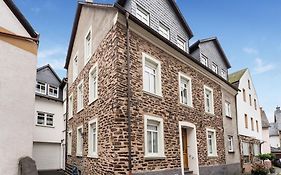 Comfortable Apartment In Ediger Eller Eifel
